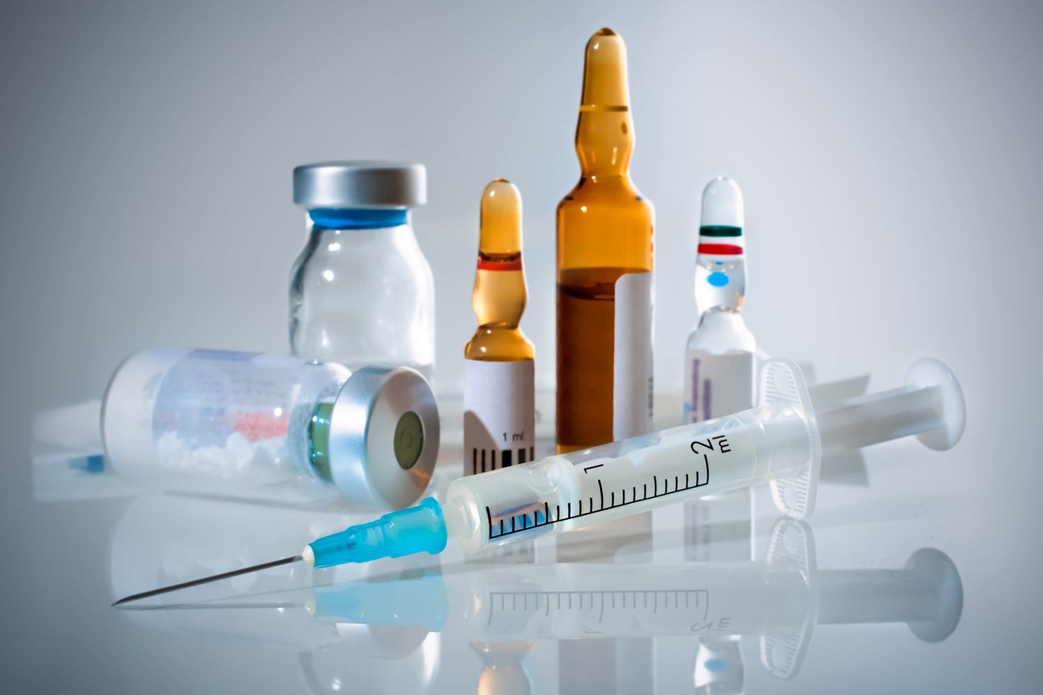 Injektionstherapie | Therapiemethoden - Heilpraxis Querngester, Sankt Augustin - © Alexander Raths - stock.adobe.com